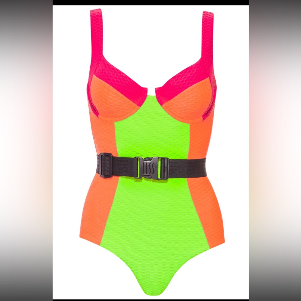CARMEL UNDERWIRE TRICOLOR SWIMSUIT NWT